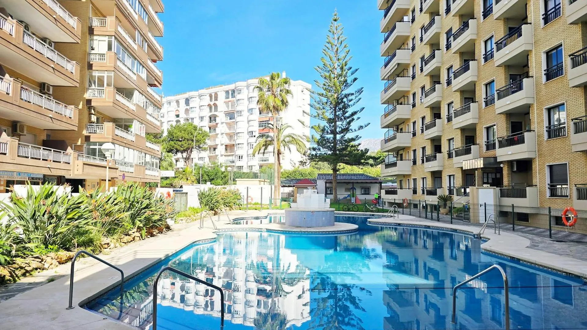 Aa Guest - Beach Paradise Sea Views Eco Apartment Fuengirola 0*,  Spain